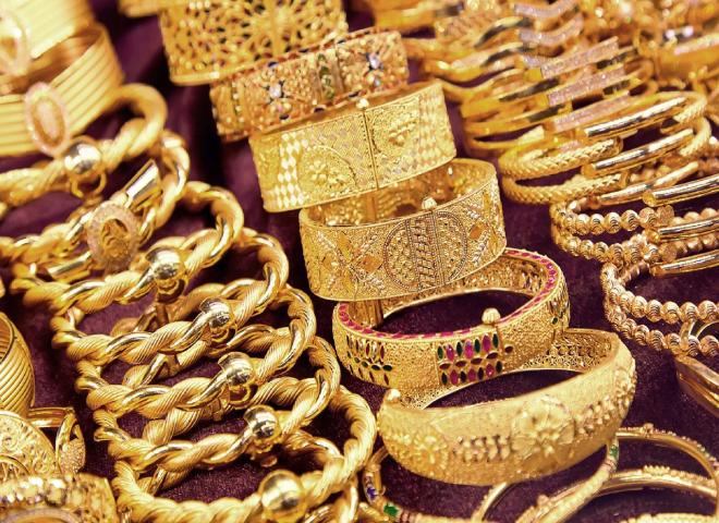 تراجع سعر الذهب اليوم الأحد 5 أكتوبر 2025 بمحلات الصاغة.. عيار 21 بكام