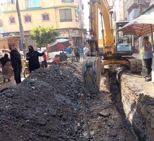 في استجابة فورية من محافظ كفرالشيخ لأهالي دسوق.. إحلال وتجديد خط مياه... في استجابة فورية من محافظ كفرالشيخ لأهالي دسوق.. إحلال وتجديد خط مياه شرب بقطر 12 بوصة بشارع الدلتا