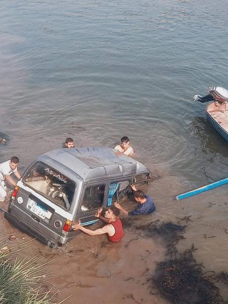 3 قتلى في انقلاب سيارة داخل ترعة بالقليوبية.. مأساة على طريق “خط... 3 قتلى في انقلاب سيارة داخل ترعة بالقليوبية.. مأساة على طريق “خط 13”