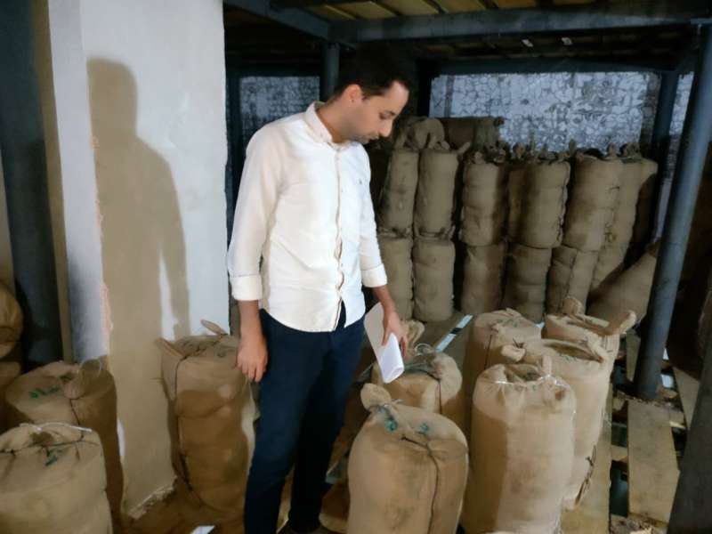 ضبط 30 طن جبنة رومي و1000 كيلو مخلل منتهية الصلاحية في حملة تموينية موسعة بكفر الشيخ