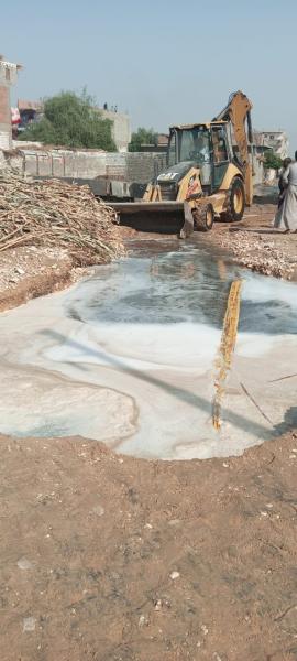 تسرب بخط صرف صحى بقرية بيت داود بمركز جرجا