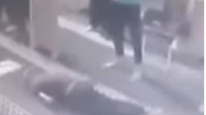 ”المصلون في مأساة: شاب يلقى حتفه أثناء أداء صلاة الجماعة في أحد مساجد القاهرة”