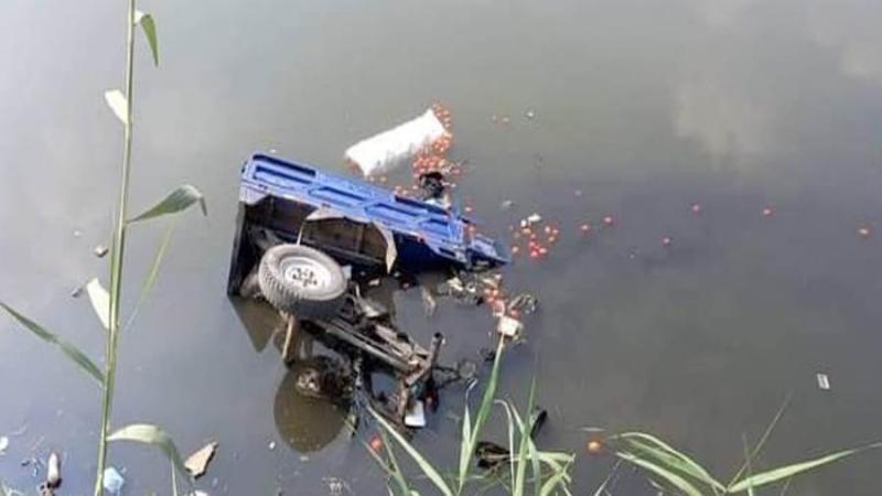 وفاة جدة وحفيدها الرضيع بعد انقلاب تروسيكل وسقوطه في منشأة أبو عمر يالشرقية