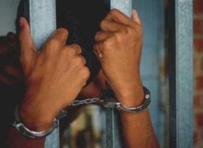 أشقاء يحتجزون شقيقتهم ويقتلون مساعدها.. تفاصيل الجريمة المروعة بالصف والعياط