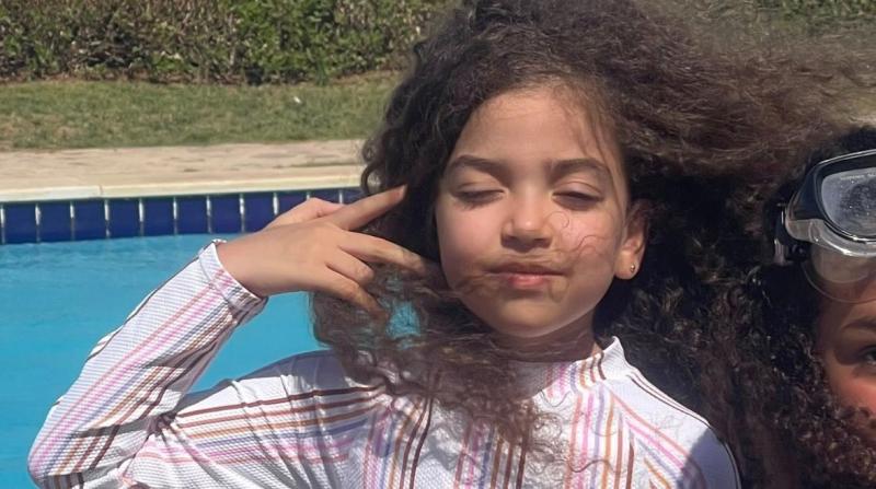 مأساة الطفلة أيسل تعود للواجهة.. والأم تكشف تفاصيل جديدة تهزّ المشاعر