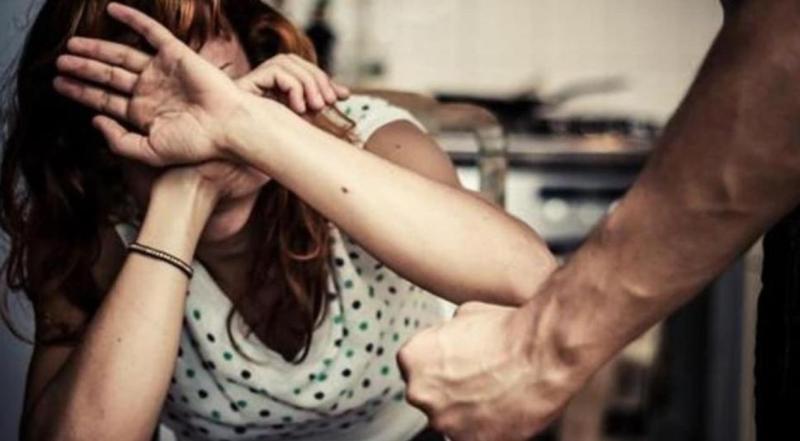 إحالة متهم لقاعة الجنايات بعد احتجاز فتاة وتعذيبها وممارسة الجنس بالقوة لمدة 6 أيام