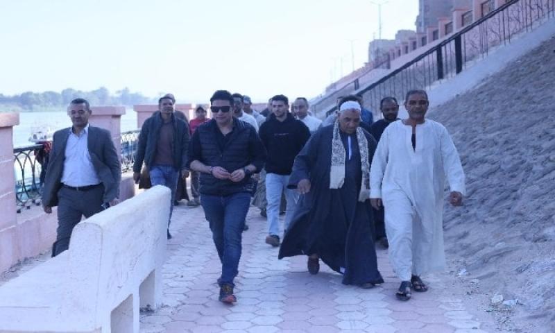 نائب محافظ سوهاج يستجيب لدعوة أهالي الجزيرة المستجدة بمركز المنشاة