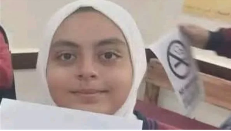 وفاة الطالبة جنى دهسًا أمام المدرسة.. مشهد صادم أمام زميلاتها