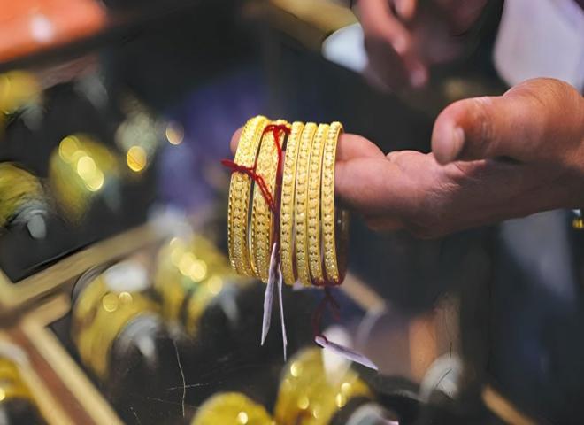 ارتفاع سعر الذهب اليوم الإثنين 1 ديسمبر 2025 بمحلات الصاغة.. عيار 21 بكام