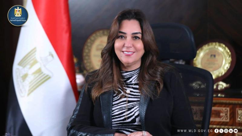 وزيرة التنمية المحلية تهنئ وزير الشباب والرياضة لاختياره رئيسًا للجنة الحكومية الدولية للتربية البدنية والرياضة «CIGEPS» باليونسكو