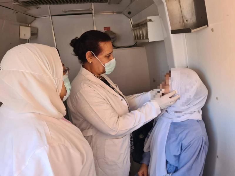 الكشف على ٥٩٩ مواطن خلال قافلة طبية مجانية بقرية الإمام مالك - مركز وادي النطرون يومي الجمعه والسبت ١٩ ، ٢٠ / ١٢ / ٢٠٢٥ بوجود ٦ عيادات طبية متنقلة