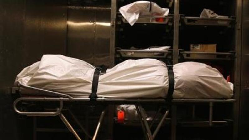 جريمة مأساوية في عين شمس: سائق يقتل زوجته أمام طفلتَيْه