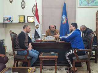 عقد اللقاء الجماهيري لبحث مشاكل المواطنين بديوان الوحدة المحلية