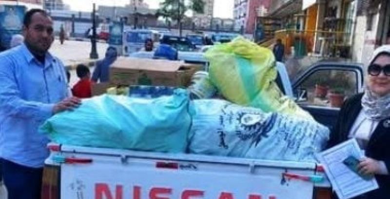 ضبط وإعدام طن زيت طعام و2000 عبوة دواء و2 طن سلع غذائية منتهية الصلاحية بسوهاج