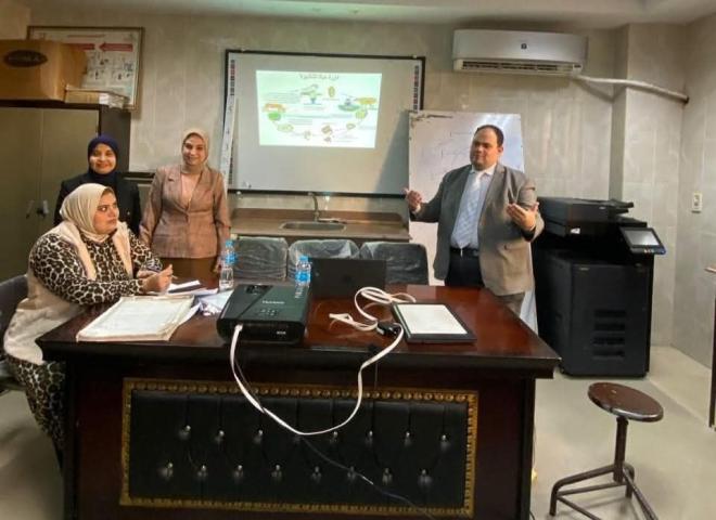 الإدارة العامة لمكافحة الأمراض المتوطنة تنفذ دورة تدريبية فى مجال أعمال مكافحة القواقع الناقلة للبلهارسيا والطفيليات المعوية وعلاج المجارى المائية