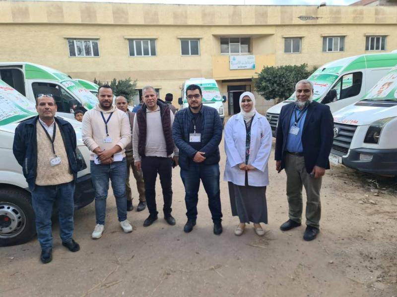 الكشف على ١٠١٤ مواطن خلال قافلة طبية مجانية بقرية ديبونو - مركز ادكو