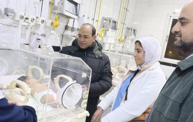 جولة مرورية لمدير عام العلاجي على مستشفى ايتاى البارود المركزي لمتابعة سير العمل فى العاشرة مساءً