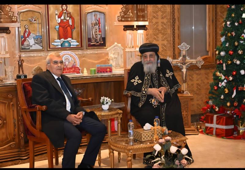 رئيس مجلس الشيوخ قدم التهنئة لقداسة البابا تواضروس الثاني، بابا الإسكندرية وبطريرك الكرازة المرقسية، بمناسبة عيد الميلاد المجيد.