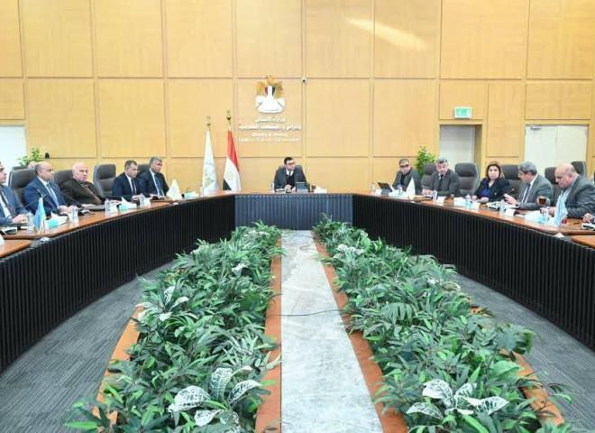 وزير الإسكان يتابع الموقف التنفيذي لمشروعات المبادرة الرئاسية ”حياة كريمة” لتطوير قرى الريف المصري