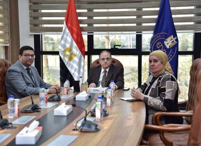 هيئة الدواء المصرية تشارك في الاجتماع الافتراضي لمدير عام وكالة الأدوية الإفريقية لتعزيز التكامل التنظيمي بالقارة