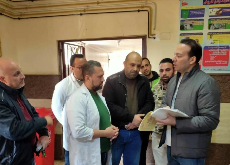 في مرور مفاجئ.. وكيل الوزارة يتفقد مستشفى الرحمانيه المركزي لمتابعة سير العمل