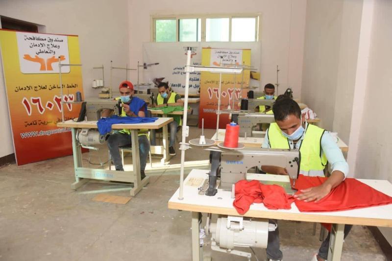 صندوق مكافحة الإدمان يستعرض تقريرًا عن جهود تدريب المتعافين من تعاطي المواد المخدرة  على حرف مهنية يحتاجها سوق العمل خلال عام 2025