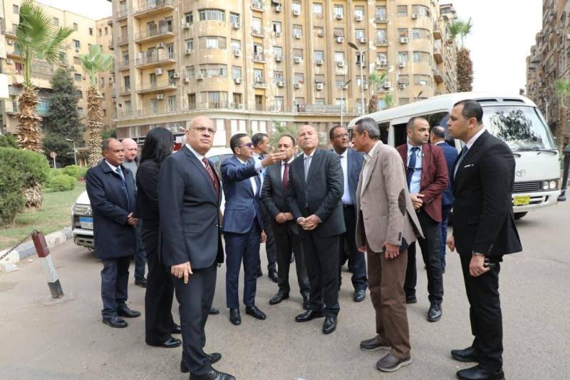 جولة تفقدية لوزير الاستثمار ومستشار رئيس الجمهورية ومحافظ القاهرة بمربع ”الوزارات” بوسط البلد