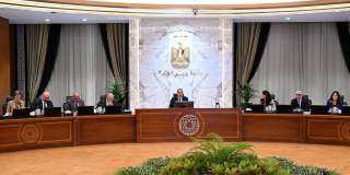 من خلال تحالف ”سكاتك – الصندوق السيادي – أوراسكوم – فيرتجلوب”:  رئيس الوزراء يتابع موقف مشروع إنتاج الهيدروجين الأخضر بقدرة 100 ميجاوات بالمنطقة الاقتصادية لقناة السويس