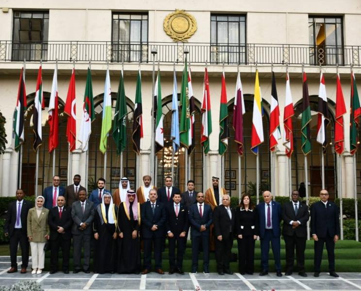 خلال انتخابات أجريت خلال اجتماع الوزراء العرب...   الدكتور أشرف صبحي وزير الشباب والرياضة يفوز بمنصب رئيس المكتب التنفيذي لمجلس وزراء الشباب الرياضة العرب