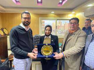 مديرية الصحة بمطروح تُكرم النائبة الدكتورة أسماء عبد القادر تقديراً لمسيرتها الحافلة  بمناسبة التحاقها بمجلس النواب