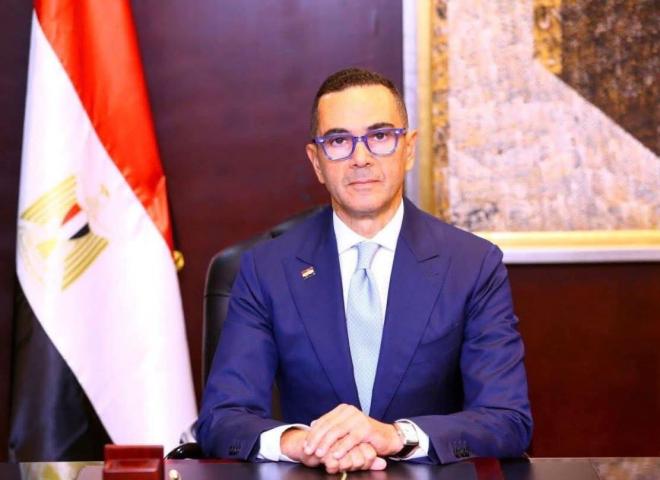 المهندس حسن الخطيب وزير الاستثمار والتجارة الخارجية يواصل جولاته الميدانية بالمحافظات لدعم وتشجيع الاستثمار المحلي