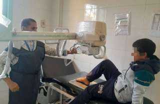 الكشف على ٦٨٣ مواطن خلال قافلة طبية مجانية بقرية واقد مركز كوم حماده يومي الجمعه والسبت ١٦ ، ١٧ يناير الجاري بوجود ٨ عيادات طبية متنقلة