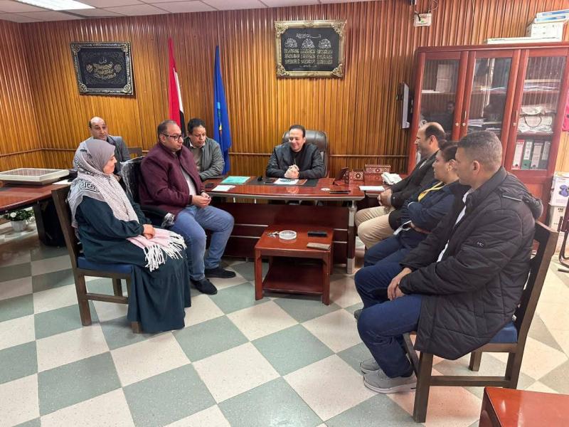 بمستشفي كفر الدوار العام | وكيل الوزارة يتابع سير العمل ، ويعقد اجتماعا للقيادات الإشرافية بالمستشفي