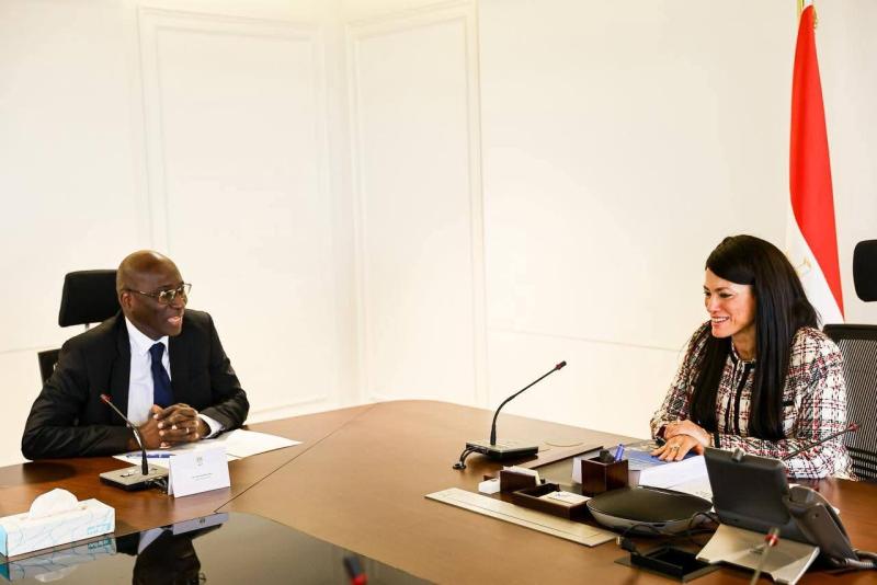 وزيرة التخطيط والتنمية الاقتصادية والتعاون الدولي توقع مع البنك الأفريقي للتنمية المرحلة الثانية من برنامج تنمية القطاع الخاص والتنوع الاقتصادي بقيمة 170 مليون