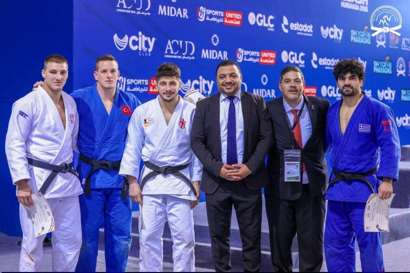 *وزير الشباب والرياضة ومحافظ البحر الأحمر يشهدان انطلاق بطولة الغردقة الدولية الأولى للجودو*