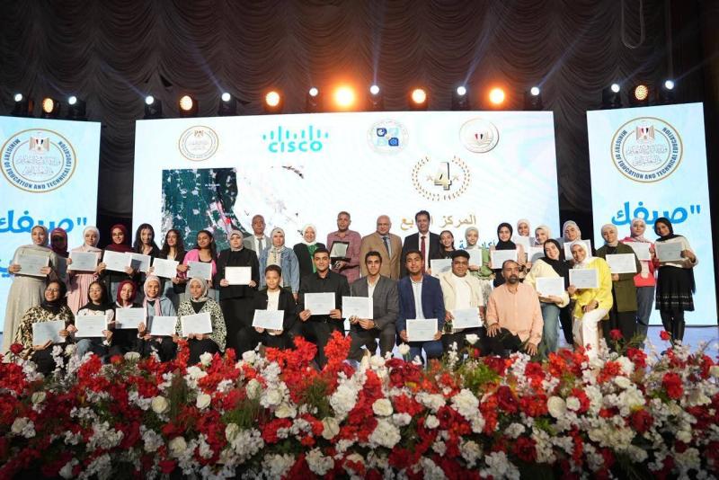 «تطوير التعليم بالوزراء» يطلق مبادرة «شتاء رقمي» لتمكين شباب مصر بمهارات المستقبل