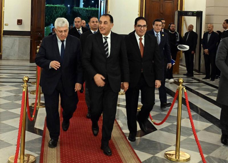 برعاية كريمة من السيدة الفاضلة قرينة السيد رئيس الجمهورية:  رئيس الوزراء يشهد احتفالية إطلاق المبادرة الوطنية لدعم الطلاب المتفوقين بالجامعات المصرية ”منحة علماء المستقبل