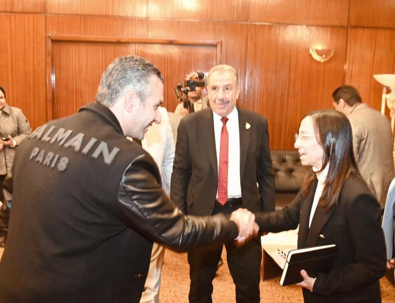 النائب عمرو سعد_ لشلمه   يثمن النائبُ جهودَ السيدة محافظ البحيرة في الارتقاء بالخدمات المقدمة للمواطنين في جميع مراكز المحافظة