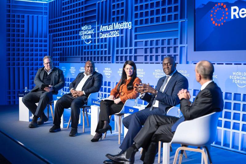 الدكتورة رانيا المشاط وزيرة التخطيط والتنمية الاقتصادية والتعاون الدولي خلال مشاركتها في جلسة نقاشية حول ”مستقبل الاقتصادات الناشئة” خلال فعاليات منتدى ”دافوس” الاقتصادي العالمي