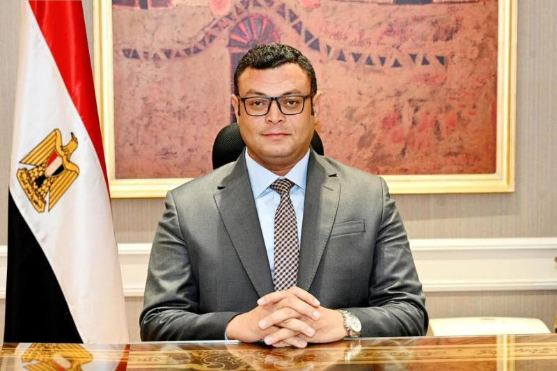 وزير الإسكان يٌصدر 16 قرار إزالة لمخالفات بناء وتعديات بالساحل الشمالي ومدن السادات والعبور وبني مزار الجديدتين