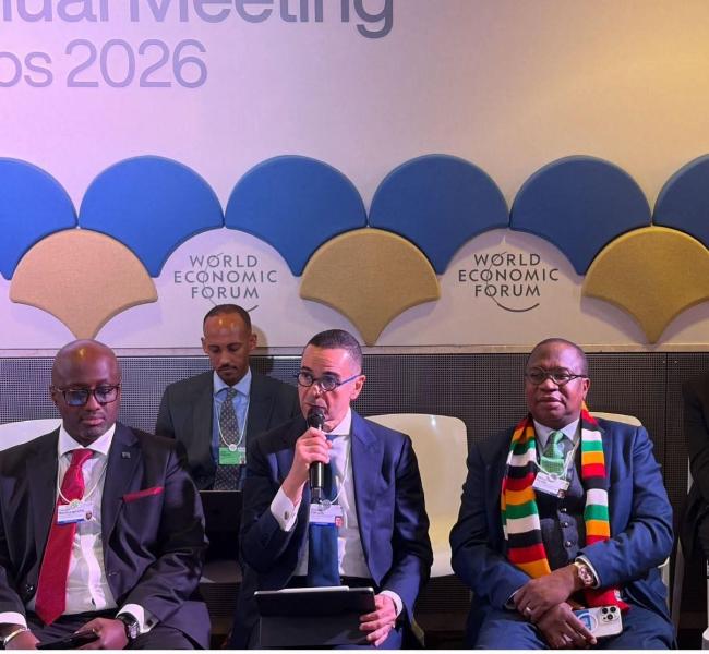 وزير الاستثمار والتجارة الخارجية يشارك في جلسة نقاشية حول ”تيسير التجارة للجيل القادم”…  ويشارك في جلسة نقاشية حول ”سياسة صناعية فعّالة”