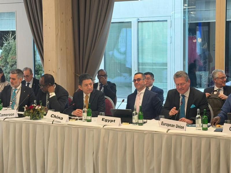 وزير الاستثمار والتجارة الخارجية يشارك في المؤتمر الوزاري المصغر للدول الأعضاء في منظمة التجارة العالمية