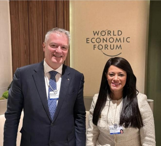 خلال فعاليات منتدى ”دافوس” الاقتصادي العالمي 2026..  •وزيرة التخطيط والتنمية الاقتصادية والتعاون الدولي تلتقي الأمين العام لمنظمة التعاون الاقتصادي والتنمية OECD