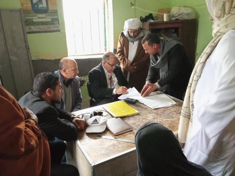 وكيل زراعة البحيرة يقوم بالمرور على جمعية ابو كريم الزراعية بمركز أبو المطامير لبحث مشاكل المزارعين ومتابعة توزيع الأسمدة