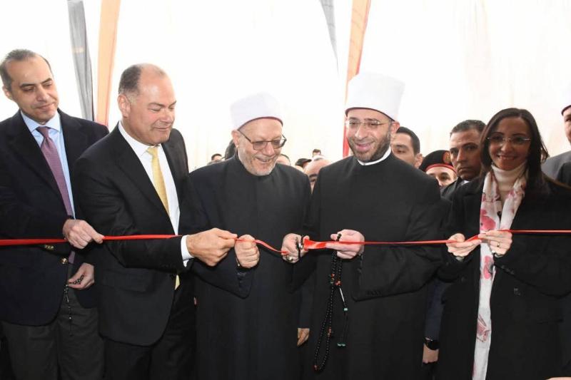 وزيرا الأوقاف وشئون المجالس النيابية ومحافظ البحيرة يفتتحون المسجد الرئيسي بقرية أم صابر بمحافظة البحيرة