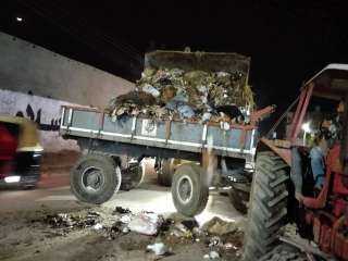 متابعة أعمال النظافة بالفترة المسائية بشوارع حوش عيسى