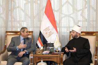 استعدادًا لاستقبال الشهر الفضيل: وزير الأوقاف يلتقي رئيس شركة العاصمة الجديدة