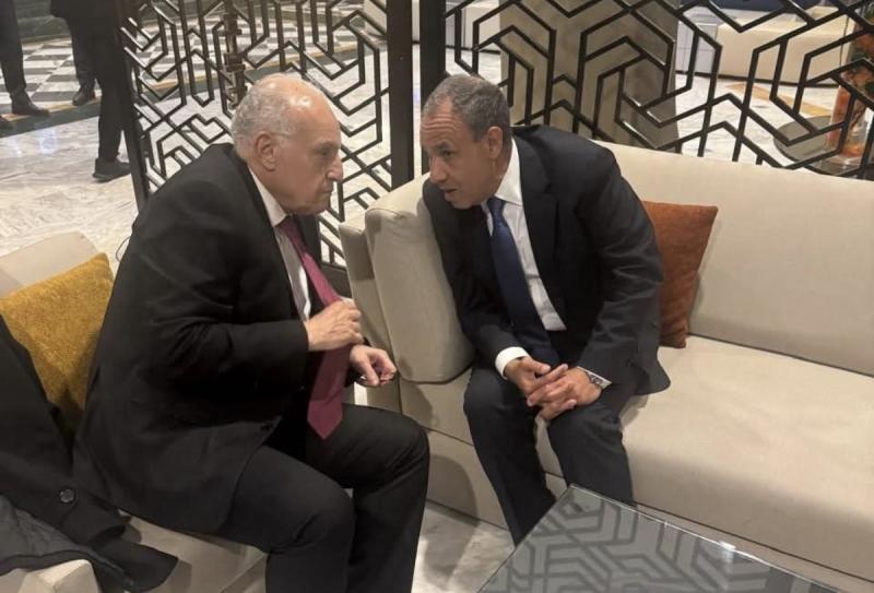 وزير الخارجية يلتقي وزير الدولة وزير الشؤون الخارجية الجزائري