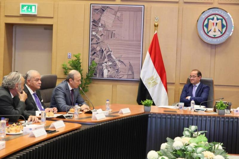 وزير المالية.. في مجلس الأعمال المصري الكندي:   ▪︎نستهدف التسهيل على المجتمع الضريبي بخدمات أفضل.. تحفز الالتزام الطوعي وتجذب ممولين جدد