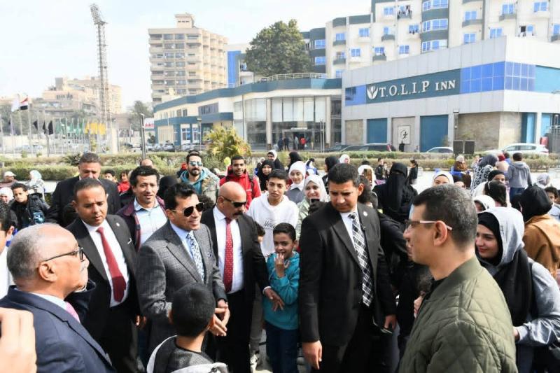 *وزير الشباب والرياضة يتابع تنفيذ الكشوفات الطبية للرياضيين بوحدة الطب الرياضي بالمعادي*